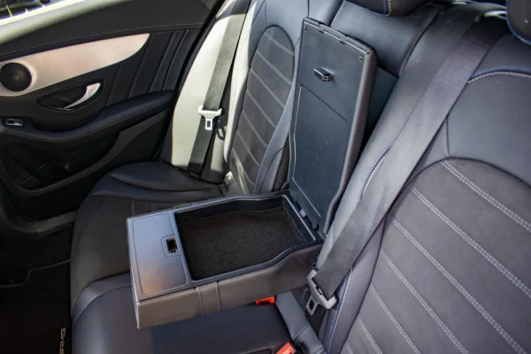Mercedes-Benz C 300 de AMG Line Night Edition Station 44