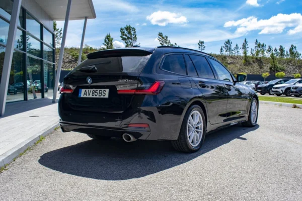 BMW 320 e Touring Auto 7