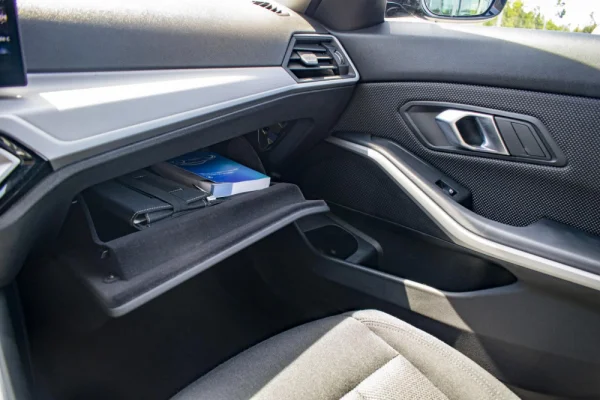 BMW 320 e Touring Auto 41