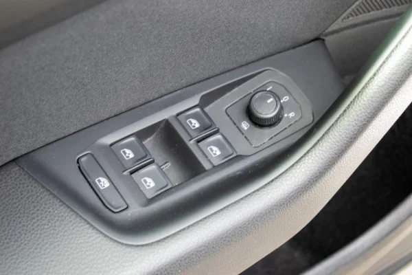 Volkswagen Passat Variant 2.0 TDI 17