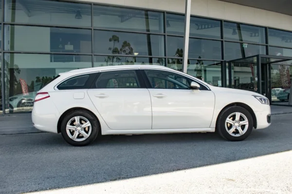 Peugeot 508 SW 1.6 HDi 8