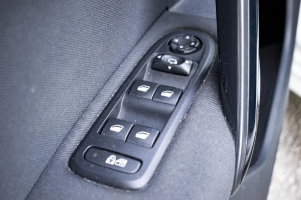 Peugeot 508 SW 1.6 HDi 16