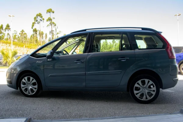 Citroen C4 Picasso Outro 4