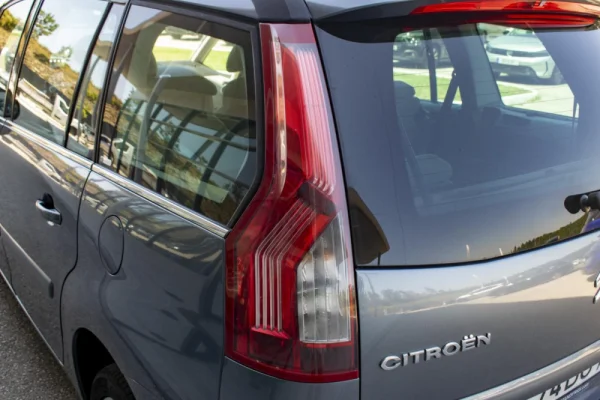 Citroen C4 Picasso Outro 15