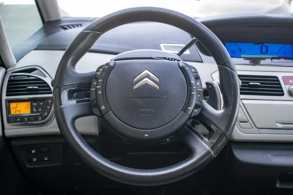 Citroen C4 Picasso Outro 22