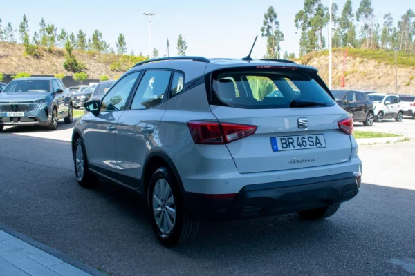 SEAT Arona 1.0 TSI Style DSG Garantia de fábrica 7