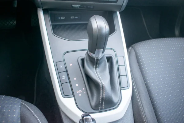 SEAT Arona 1.0 TSI Style DSG Garantia de fábrica 16
