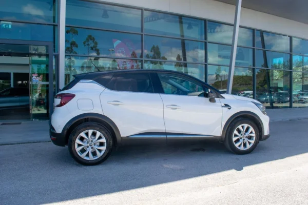 Renault Captur 1.0 TCe Exclusive 8