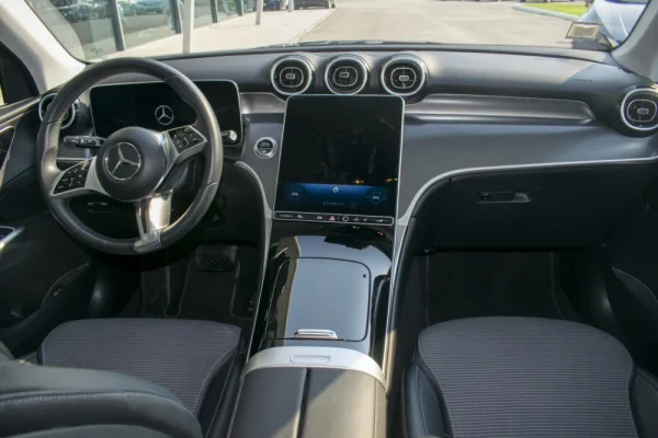 Mercedes-Benz GLC 220 d 4Matic 16