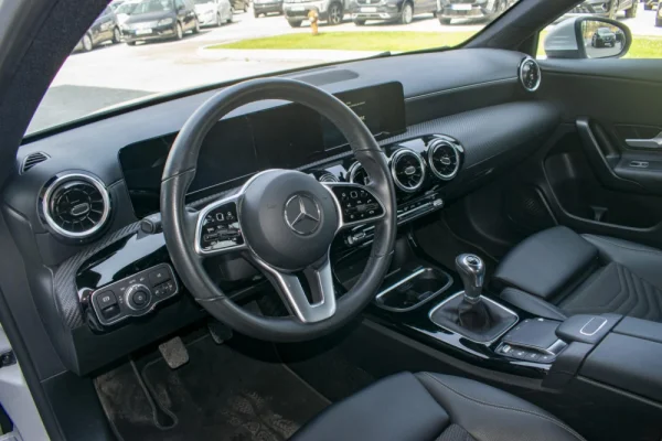 Mercedes-Benz A 160 d Style 19