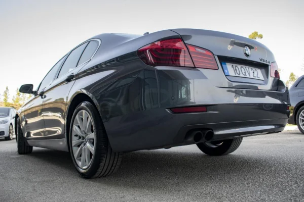 BMW 530 d Auto 12