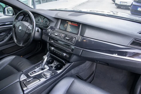 BMW 530 d Auto 19