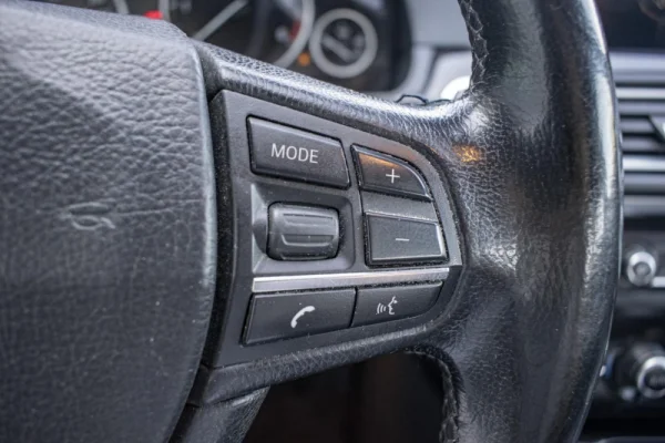 BMW 530 d Auto 23