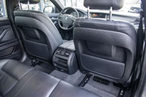 BMW 530 d Auto 43
