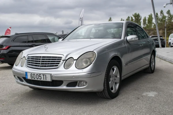 Mercedes-Benz E 270 CDi Elegance 3