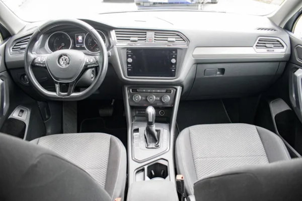 Volkswagen Tiguan Allspace 2.0 TDI Confortline DSG 20