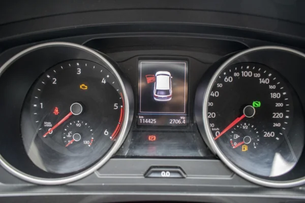 Volkswagen Tiguan Allspace 2.0 TDI Confortline DSG 29