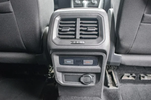Volkswagen Tiguan Allspace 2.0 TDI Confortline DSG 51