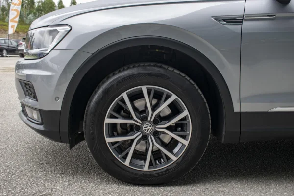 Volkswagen Tiguan Allspace 2.0 TDI Confortline DSG 59