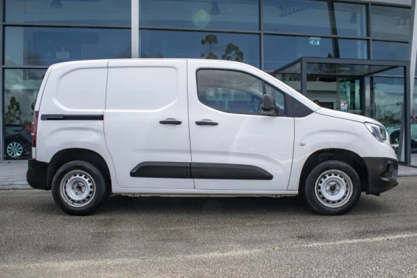 Opel Combo Cargo 1.5 CDTi 3L 8