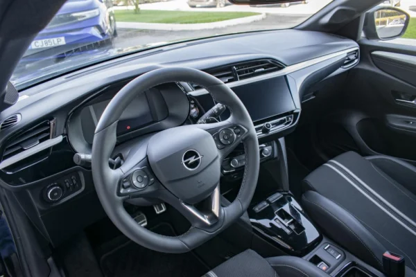 Opel Corsa 1.2 T Aut. 15