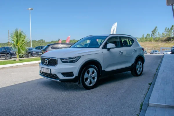 Volvo XC 40 2.0 D3 Momentum 2
