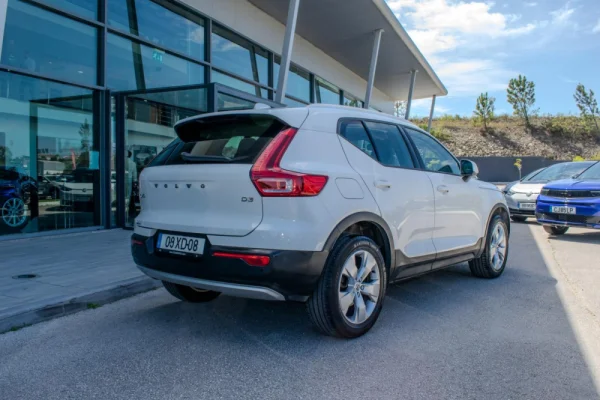 Volvo XC 40 2.0 D3 Momentum 6