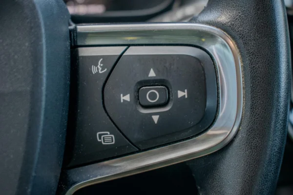 Volvo XC 40 2.0 D3 Momentum 30