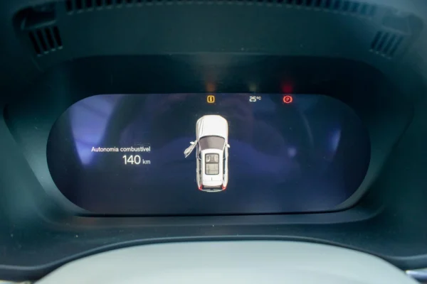 Volvo XC 60 2.0 B4 Momentum 27