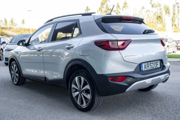 Kia Stonic 1.2 Dynamic 5