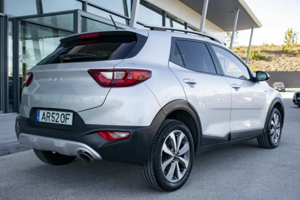 Kia Stonic 1.2 Dynamic 7