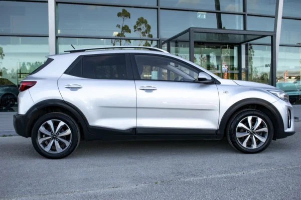 Kia Stonic 1.2 Dynamic 8