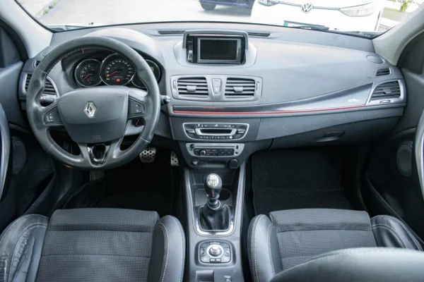 Renault Mégane Sport Tourer 1.6 dCi GT Line 11