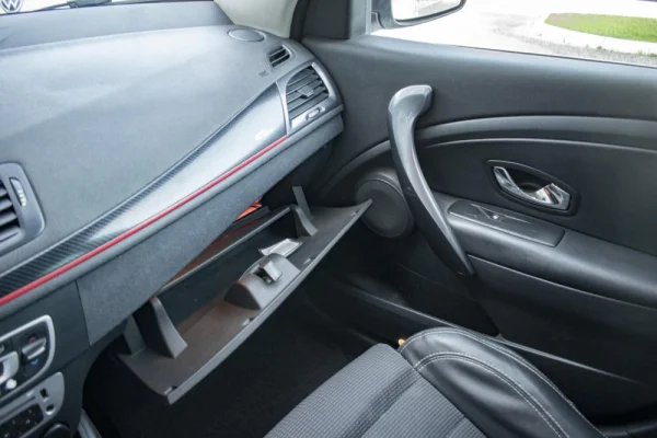 Renault Mégane Sport Tourer 1.6 dCi GT Line 25