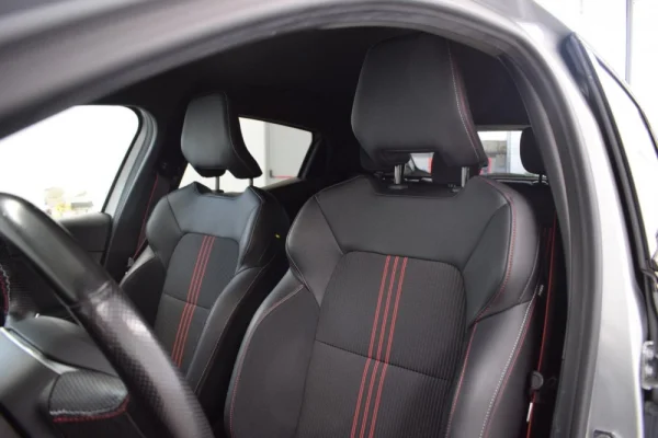 Renault Clio RS line 24