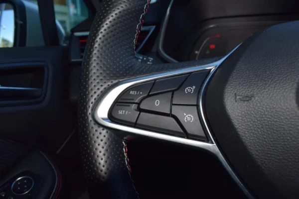 Renault Clio RS line 15