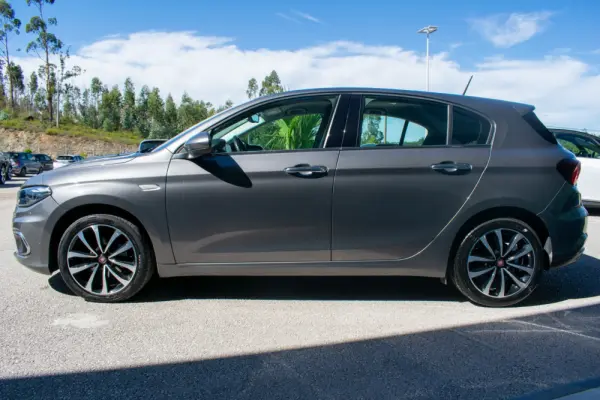 Fiat Tipo 1.3 M-Jet Lounge 4