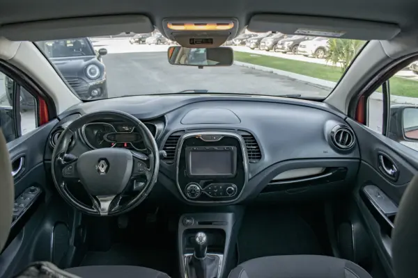 Renault Captur 1.5 dCi Exclusive 18