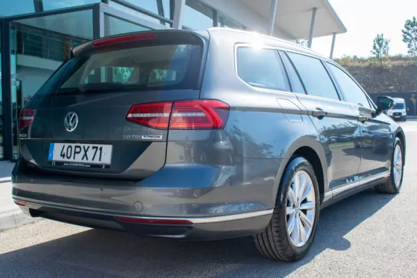 Volkswagen Passat Variant 2.0 TDi Highline 7