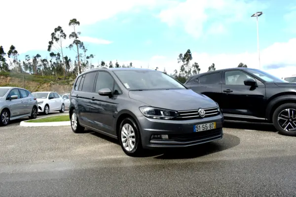 Volkswagen Touran 1.6 TDI Confortline 1