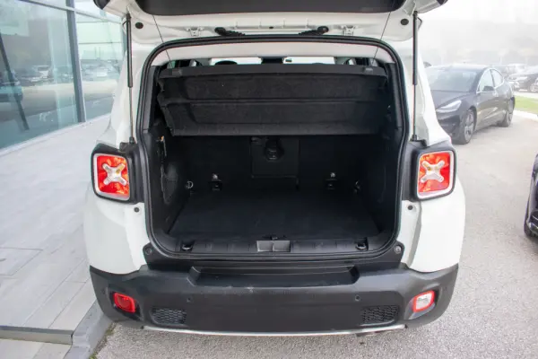 Jeep Renegade 1.6 MJD Limited 46