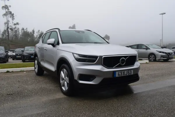 Volvo XC 40 2.0 D3 Momentum 1