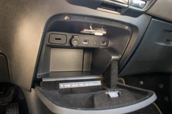 Citroen C4 Picasso 1.6 HDI 7L 21