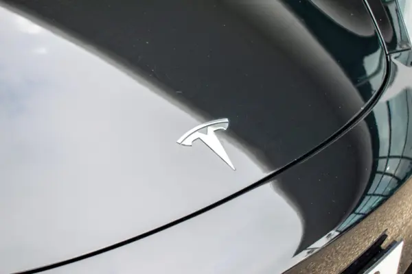 Tesla Model 3 Long Range Tração Integral 12