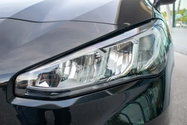 BMW 225xe Active Tourer 10