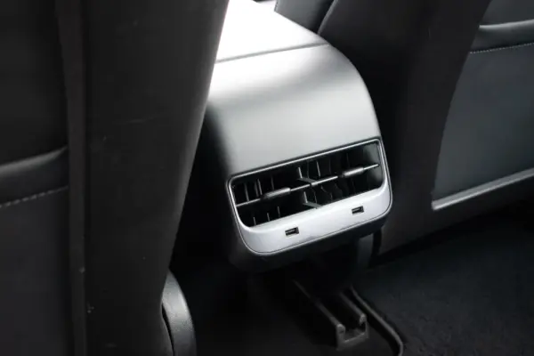 Tesla Model 3 Long Range Tração Integral 26
