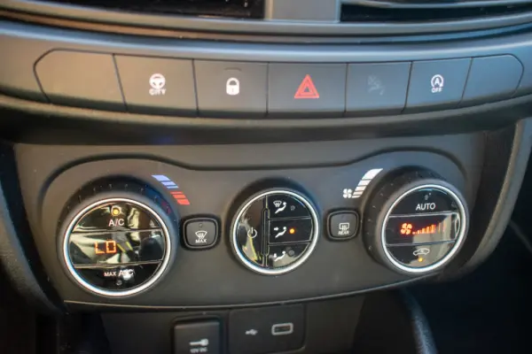 Fiat Tipo 1.3 M-Jet Lounge 31