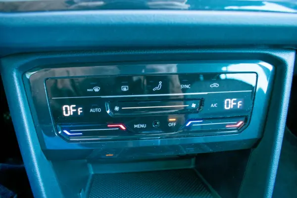 Volkswagen Tiguan 1.4 TSI eHybrid Conceptline DSG 29