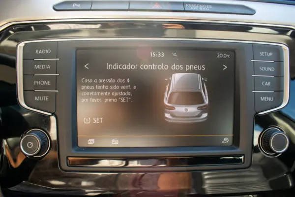 Volkswagen Passat Variant 2.0 TDi Highline 32