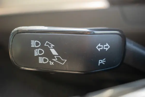 Volkswagen Passat Variant 2.0 TDi Highline 27